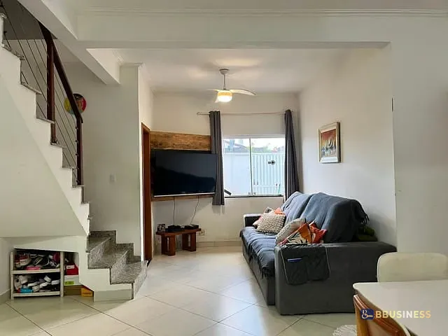 Sobrado com 91m² 3 quartos e 3 banheiros, à venda, no bairro Centro em Bertioga