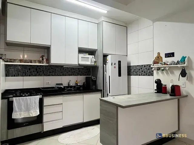 Sobrado com 91m² 3 quartos e 3 banheiros, à venda, no bairro Centro em Bertioga