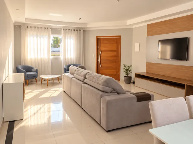 Sobrado 3 quartos e 5 banheiros, à venda, no bairro Vila Santa Terezinha (Zona Norte) em São Paulo