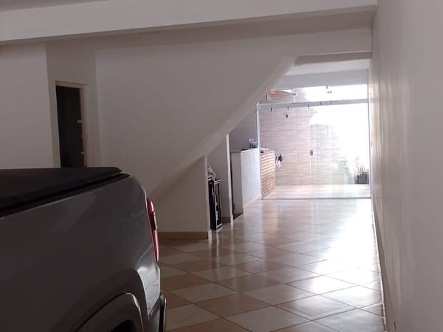 Sobrado 3 quartos e 5 banheiros, à venda, no bairro Vila Santa Terezinha (Zona Norte) em São Paulo
