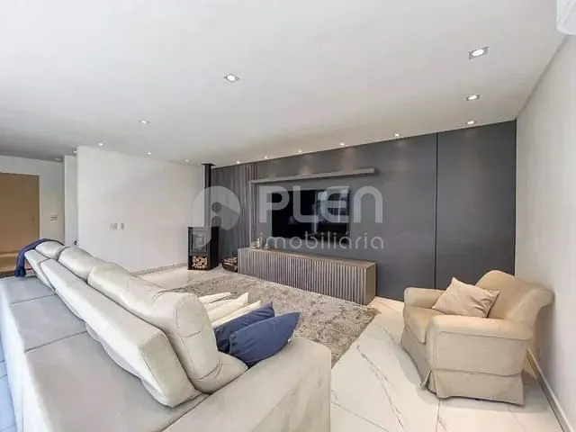 Sobrado com 400m² 5 quartos e 6 banheiros, à venda, no bairro Jardim Franca em São Paulo