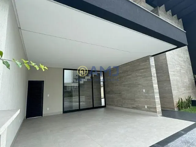 Sobrado com 406m² 5 quartos e 5 banheiros, à venda, no bairro Jardins Madri em Goiânia