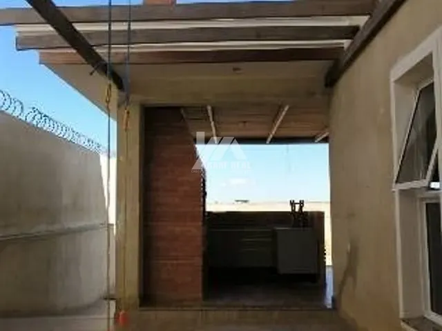 Sobrado com 462m², à venda, no bairro Ronda em Ponta Grossa