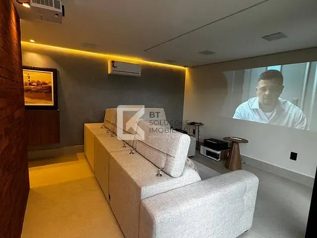Sobrado com 208m² 3 quartos e 4 banheiros, à venda, no bairro Vila Rubens em Indaiatuba