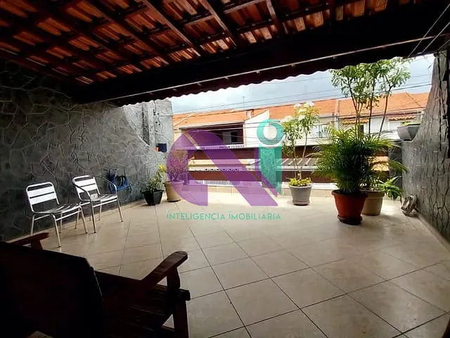 Sobrado com 92m² 4 quartos e 3 banheiros, à venda, no bairro Metalúrgicos em Osasco