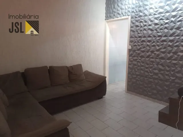 Sobrado com 150m² 4 quartos e 2 banheiros, à venda, no bairro Vila Bandeirantes em Caçapava
