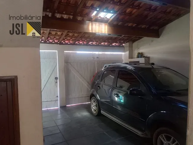 Sobrado com 150m² 4 quartos e 2 banheiros, à venda, no bairro Vila Bandeirantes em Caçapava