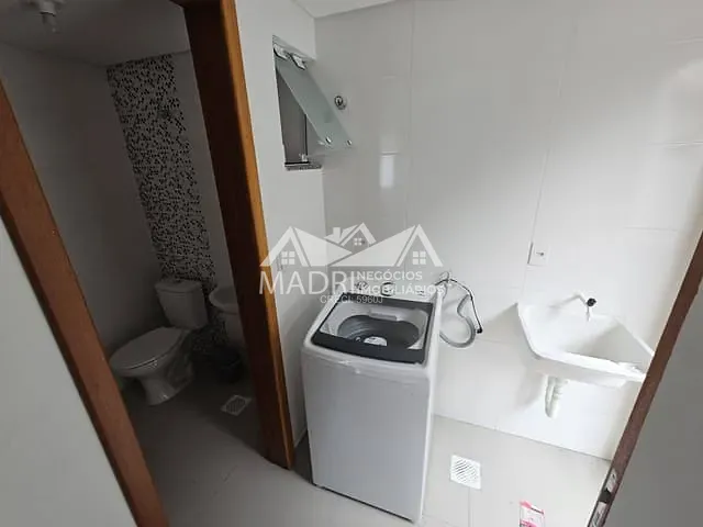 Sobrado 2 quartos e 2 banheiros, à venda, no bairro Bela Vista em Palhoça