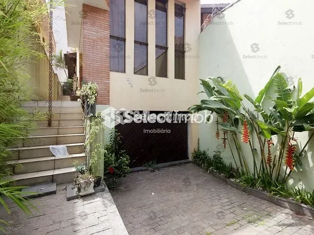 Sobrado com 263m² 3 quartos e 1 banheiro, à venda, no bairro Jardim Pedroso em Mauá