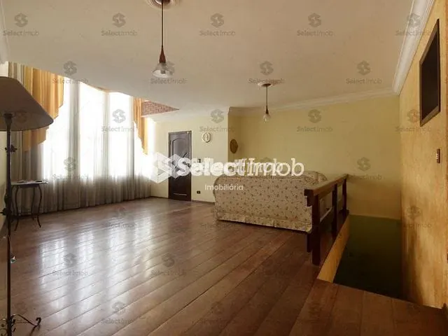 Sobrado com 263m² 3 quartos e 1 banheiro, à venda, no bairro Jardim Pedroso em Mauá
