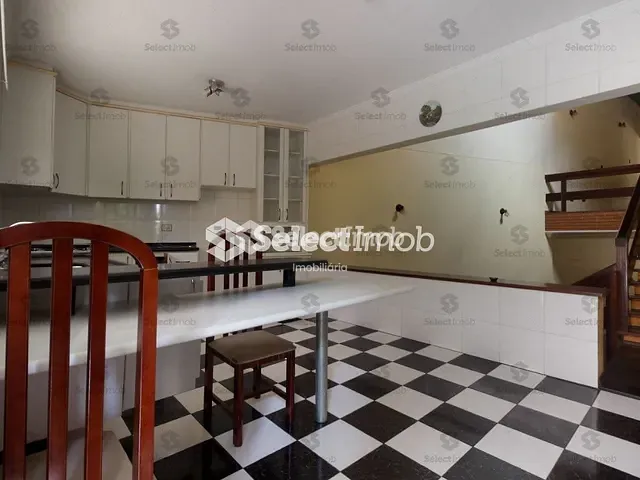 Sobrado com 263m² 3 quartos e 1 banheiro, à venda, no bairro Jardim Pedroso em Mauá