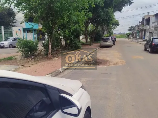 Sobrado com 125m² 2 quartos e 1 banheiro, à venda, no bairro Cidade Miguel Badra em Suzano