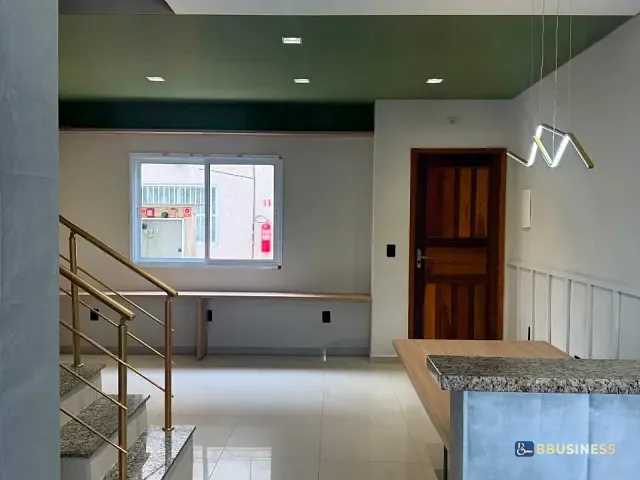Sobrado com 77m² 2 quartos e 3 banheiros, à venda, no bairro Centro em Bertioga