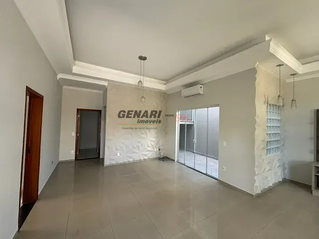 Sobrado com 300m² 3 quartos e 4 banheiros, à venda ou para alugar, no bairro Vila Residencial Green Park em Indaiatuba