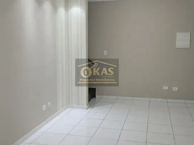 Sobrado com 69m² 2 quartos e 2 banheiros, à venda, no bairro Vila Urupês em Suzano