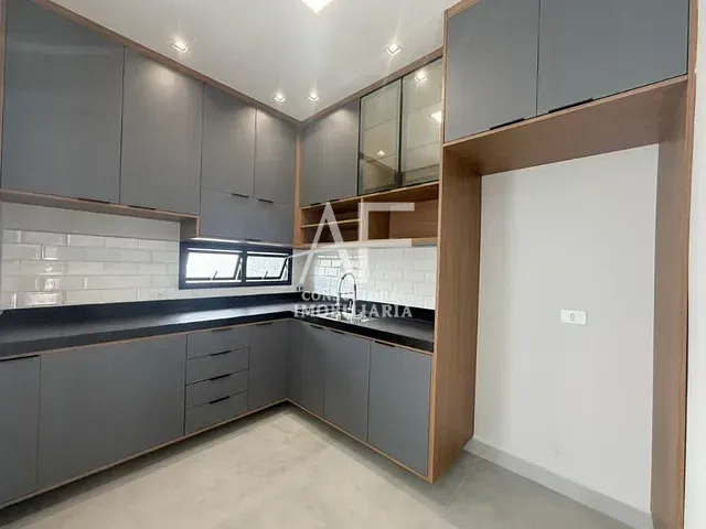 Sobrado com 150m² 3 quartos e 3 banheiros, à venda, no bairro Morada dos Nobres em Taubaté
