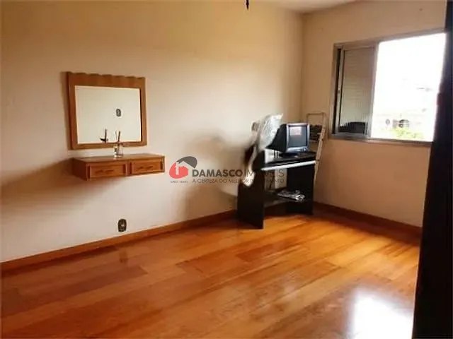 Sobrado com 246m² 3 quartos e 2 banheiros, à venda, no bairro Vila Alpina em São Paulo