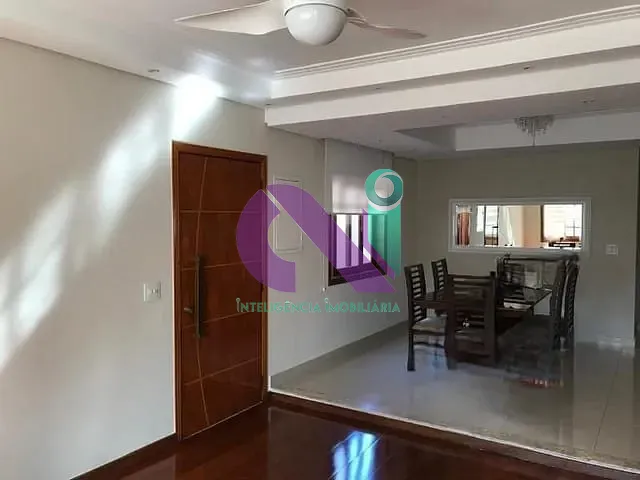 Sobrado com 130m² 3 quartos e 4 banheiros, à venda, no bairro Vila Yara em Osasco