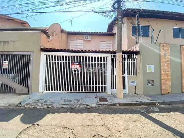 Sobrado 2 quartos e 2 banheiros, para alugar, no bairro Jardim Jockey Club em Campo Grande