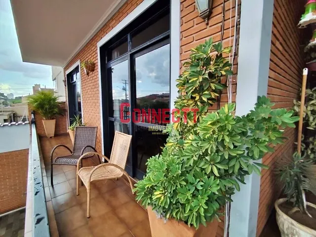 Sobrado com 250m² 3 quartos e 2 banheiros, à venda, no bairro Parque dos Bandeirantes em Ribeirão Preto