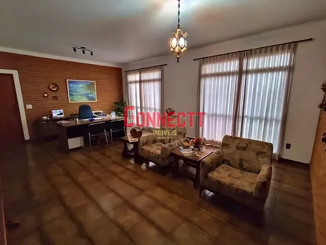 Sobrado com 250m² 3 quartos e 2 banheiros, à venda, no bairro Parque dos Bandeirantes em Ribeirão Preto
