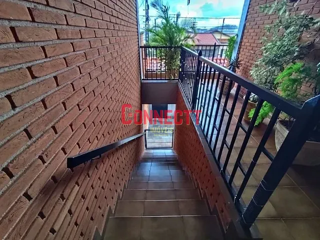 Sobrado com 250m² 3 quartos e 2 banheiros, à venda, no bairro Parque dos Bandeirantes em Ribeirão Preto