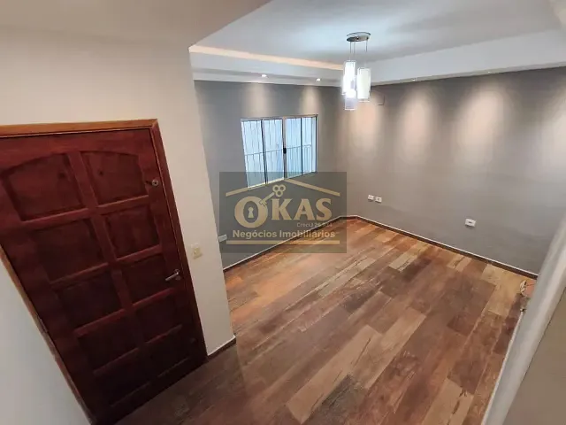 Sobrado com 75m² 2 quartos e 1 banheiro, à venda, no bairro Jundiapeba em Mogi das Cruzes
