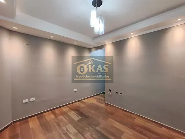 Sobrado com 75m² 2 quartos e 1 banheiro, à venda, no bairro Jundiapeba em Mogi das Cruzes