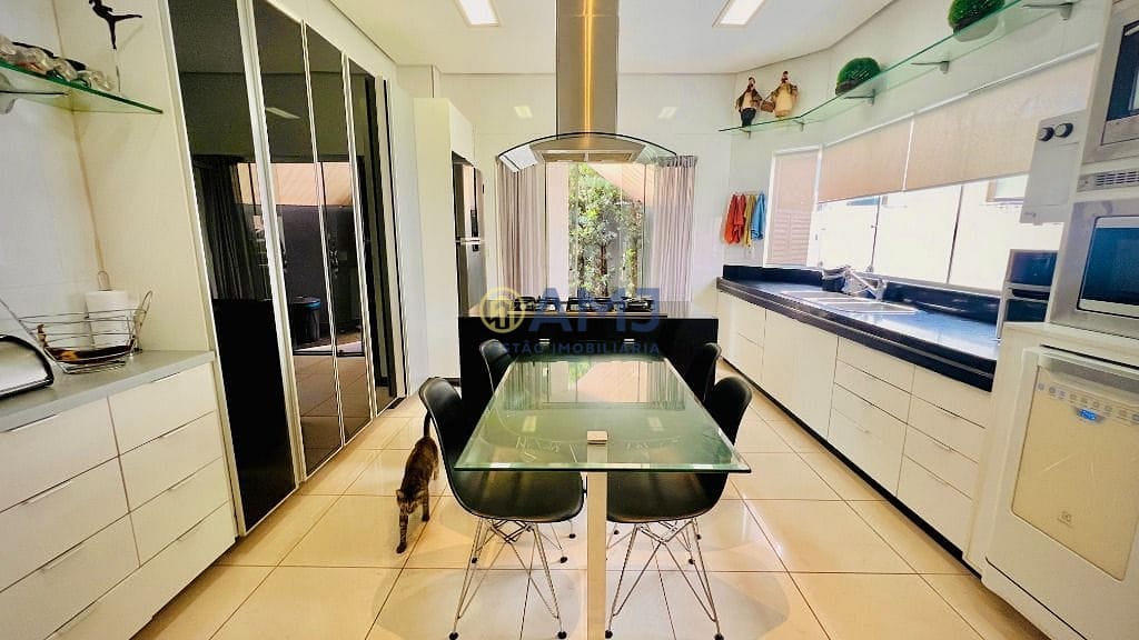 Sobrado, 4 quartos, 334 m² - Foto 50