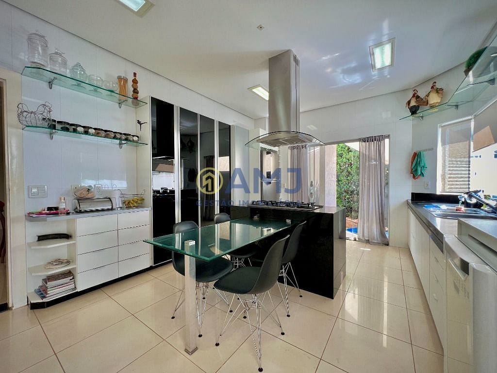 Sobrado, 4 quartos, 334 m² - Foto 63