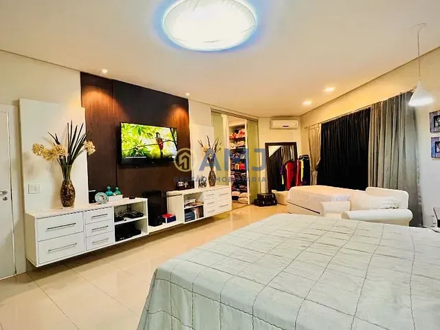 Sobrado com 473m² 4 quartos e 5 banheiros, à venda, no bairro Jardins Atenas em Goiânia