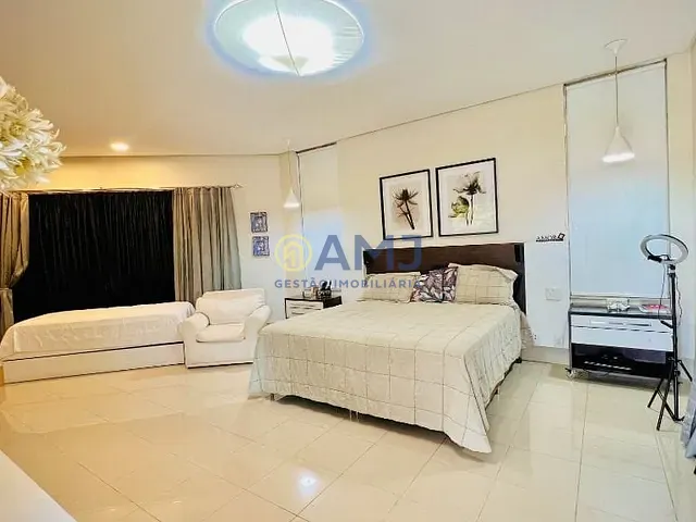 Sobrado com 473m² 4 quartos e 5 banheiros, à venda, no bairro Jardins Atenas em Goiânia