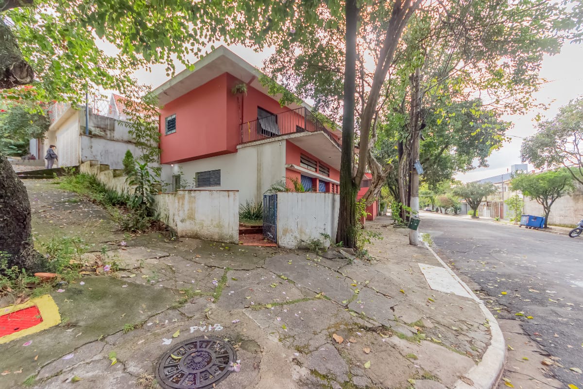 Foto do Sobrado-Sobrado para venda em Planalto Paulista com 3 quartos, sendo 1 suíte, 288m²