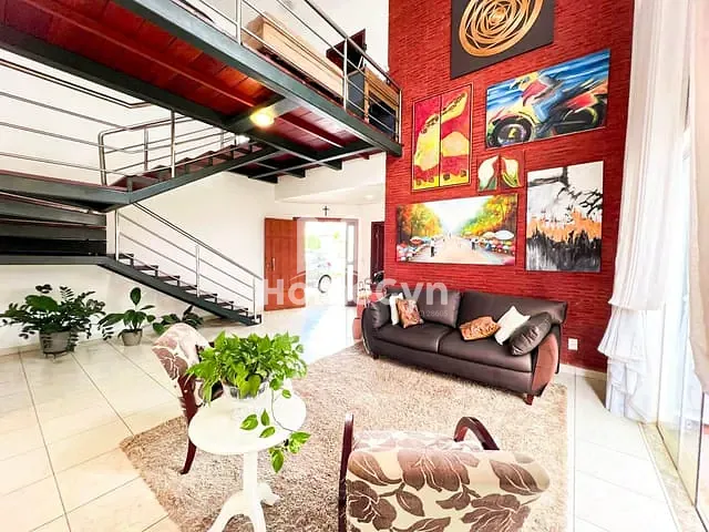 Sobrado 3 quartos e 4 banheiros, para alugar, no bairro Cidade Vera Cruz - Jardins Mônaco em Aparecida de Goiânia