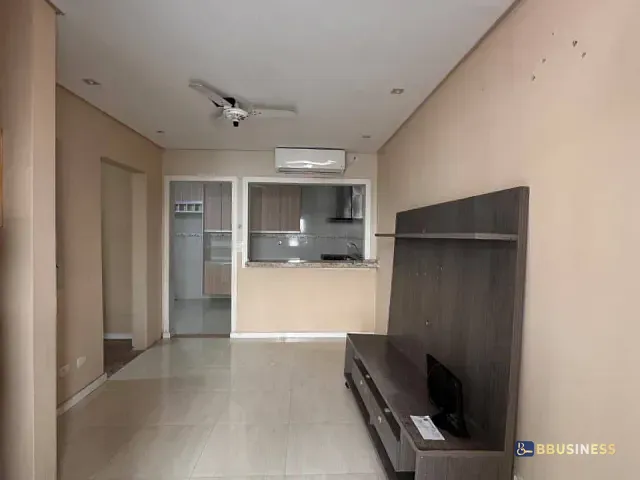 Sobrado 2 quartos e 2 banheiros, à venda, no bairro Centro em Bertioga