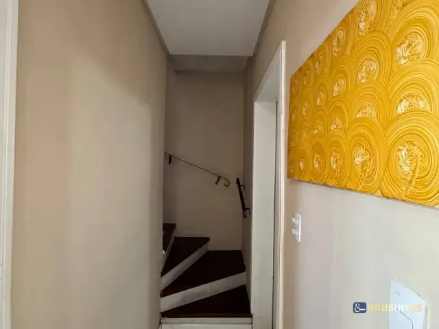 Sobrado 2 quartos e 2 banheiros, à venda, no bairro Centro em Bertioga