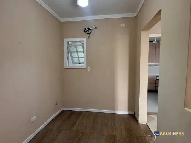 Sobrado 2 quartos e 2 banheiros, à venda, no bairro Centro em Bertioga