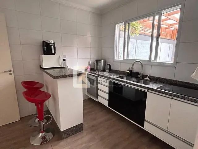 Sobrado com 80m² 3 quartos e 3 banheiros, à venda, no bairro Jardim Regente em Indaiatuba