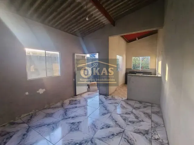 Sobrado com 250m² 2 quartos e 1 banheiro, à venda, no bairro Vila Urupês em Suzano