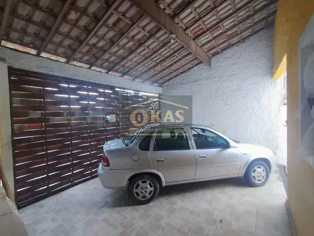 Sobrado com 250m² 2 quartos e 1 banheiro, à venda, no bairro Vila Urupês em Suzano