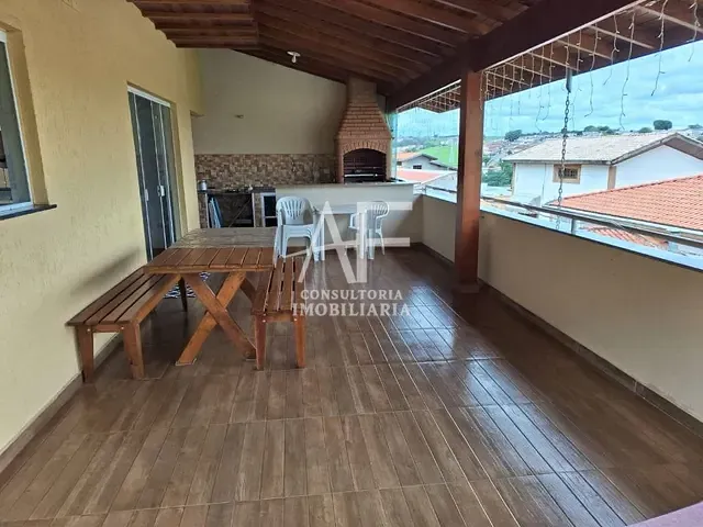 Sobrado com 312m² 3 quartos e 3 banheiros, à venda, no bairro Campos Elíseos em Taubaté