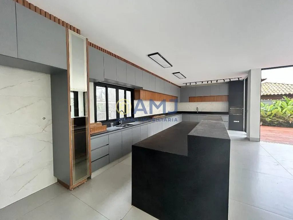 Sobrado, 5 quartos, 358 m² - Foto 8