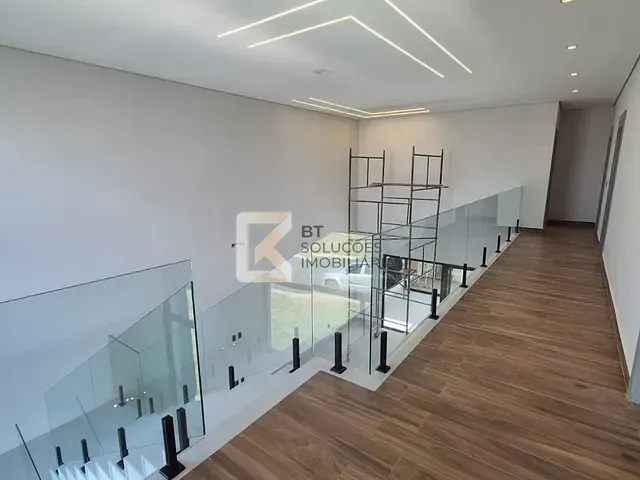 Sobrado com 300m² 4 quartos e 4 banheiros, à venda, no bairro Jardim Residencial Dona Maria Candida em Indaiatuba
