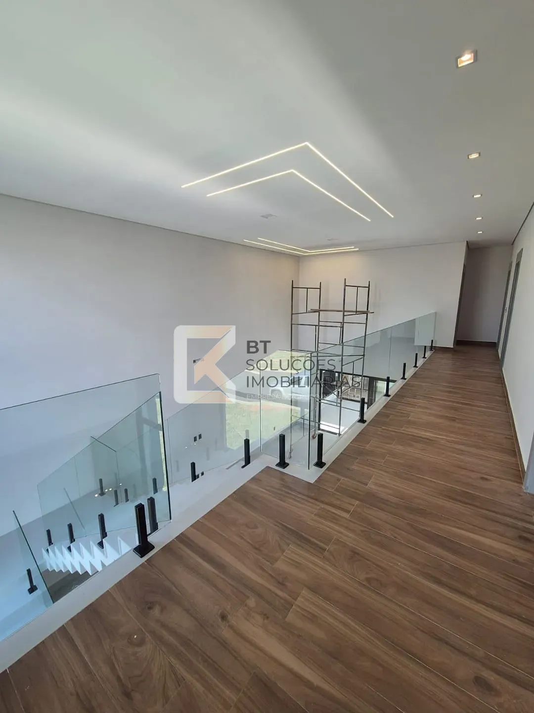 Sobrado, 4 quartos, 296 m² - Foto 4