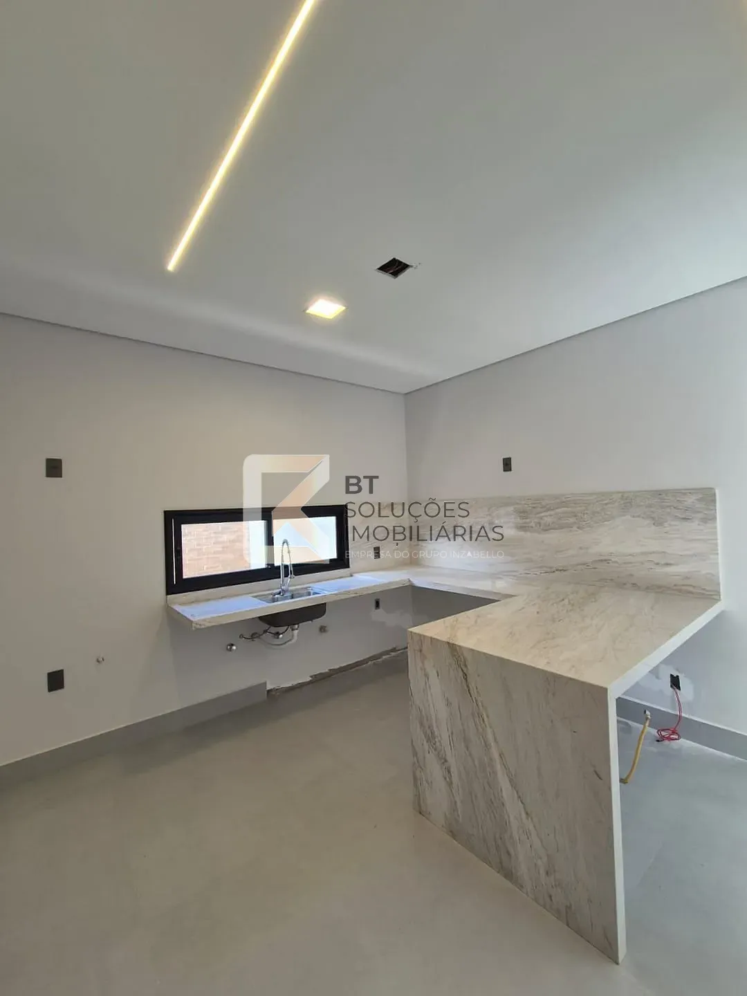 Sobrado, 4 quartos, 296 m² - Foto 2