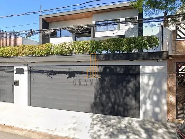 Sobrado com 468m² 4 quartos e 5 banheiros, à venda, no bairro Nova Petrópolis em São Bernardo do Campo