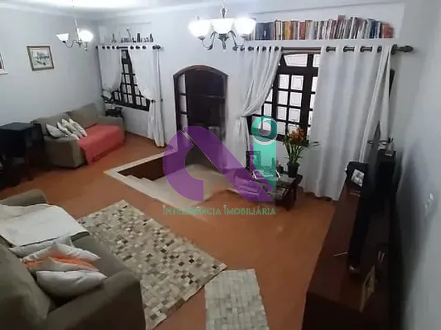 Sobrado com 150m² 3 quartos e 2 banheiros, à venda, no bairro Vila Campesina em Osasco