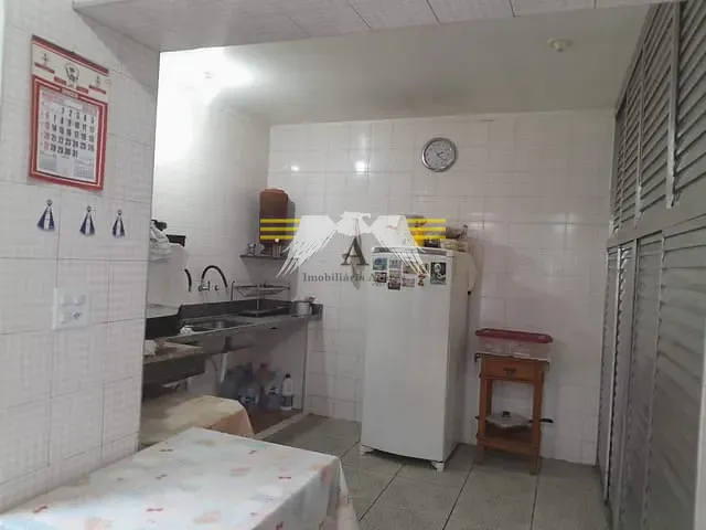 Sobrado 4 quartos e 2 banheiros, à venda, no bairro Brás em São Paulo