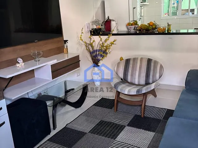 Sobrado com 100m² 2 quartos e 2 banheiros, à venda, no bairro Prainha em Caraguatatuba