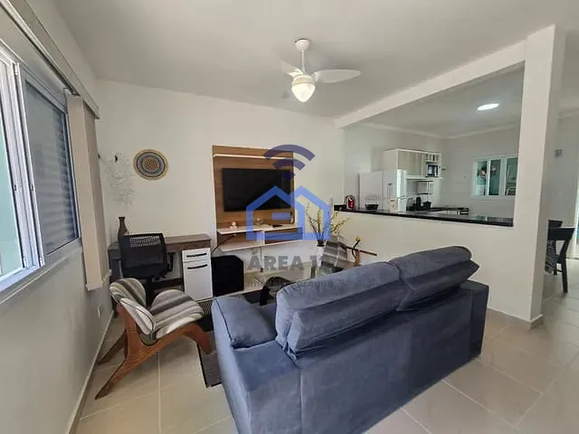 Sobrado com 100m² 2 quartos e 2 banheiros, à venda, no bairro Prainha em Caraguatatuba